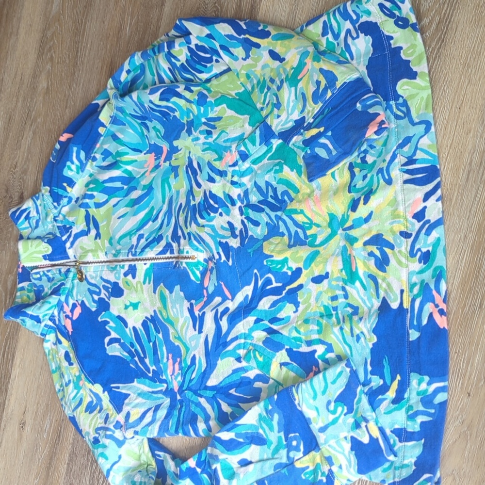 Lilly pullitzer size small women's sweatshirt - Picture 1 of 4